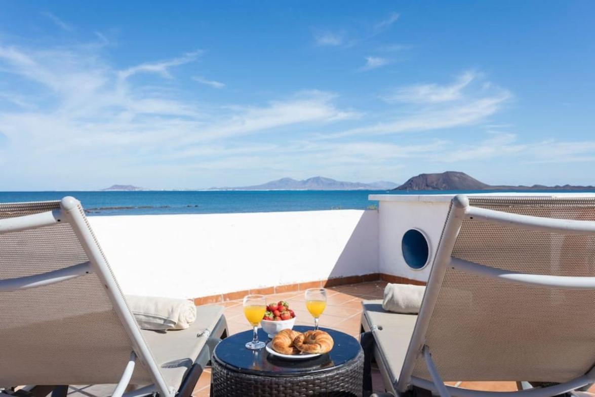 Corralejo Beachfront Villa Remos With Lobos Island View, Private Pool, Wifi & Bbq By Amazzzing Travel Ngoại thất bức ảnh